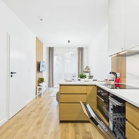 Kierbedzia 4 Superapart Near To Olinek Apartman *