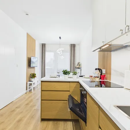 Kierbedzia 4 Superapart Near To Olinek Varsó