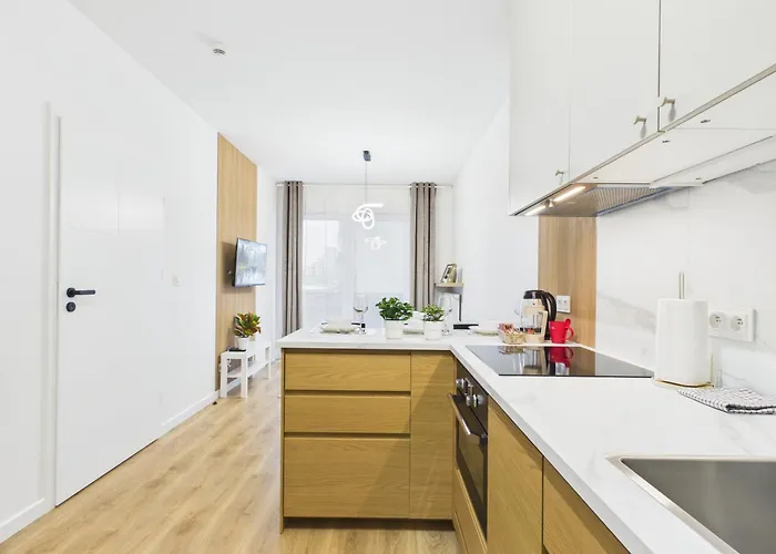 Kierbedzia 4 Superapart Near To Olinek Apartman *