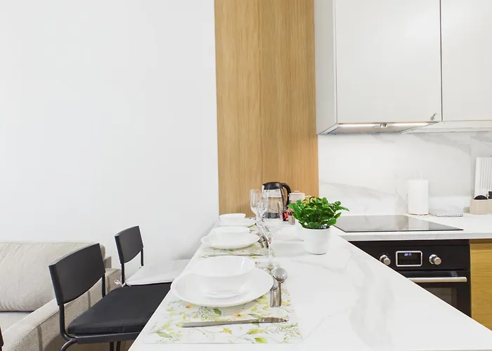 Kierbedzia 4 Superapart Near To Olinek Varsó